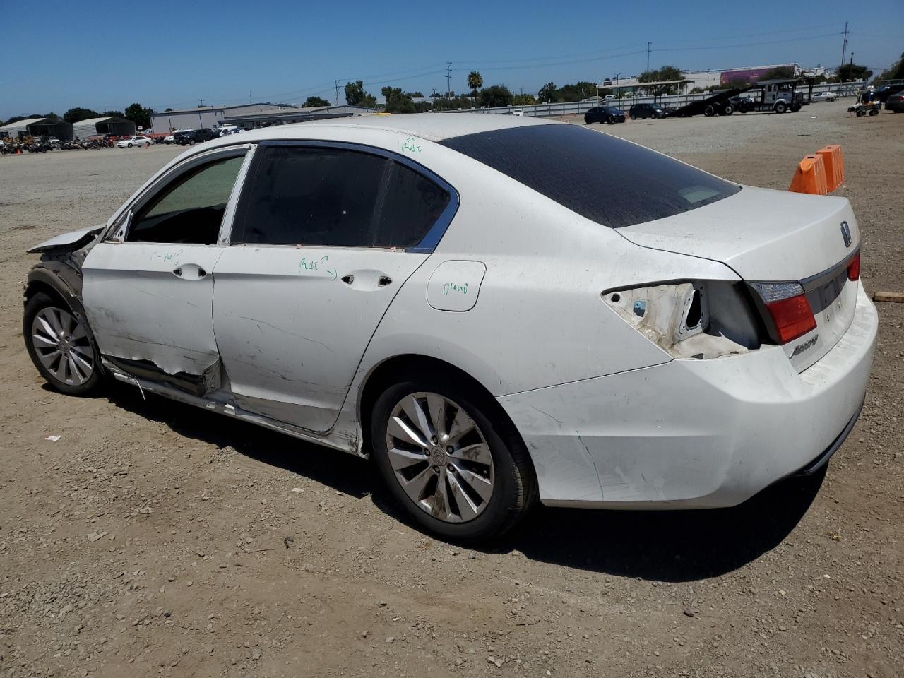 2015 Honda Accord Ex - Image 2
