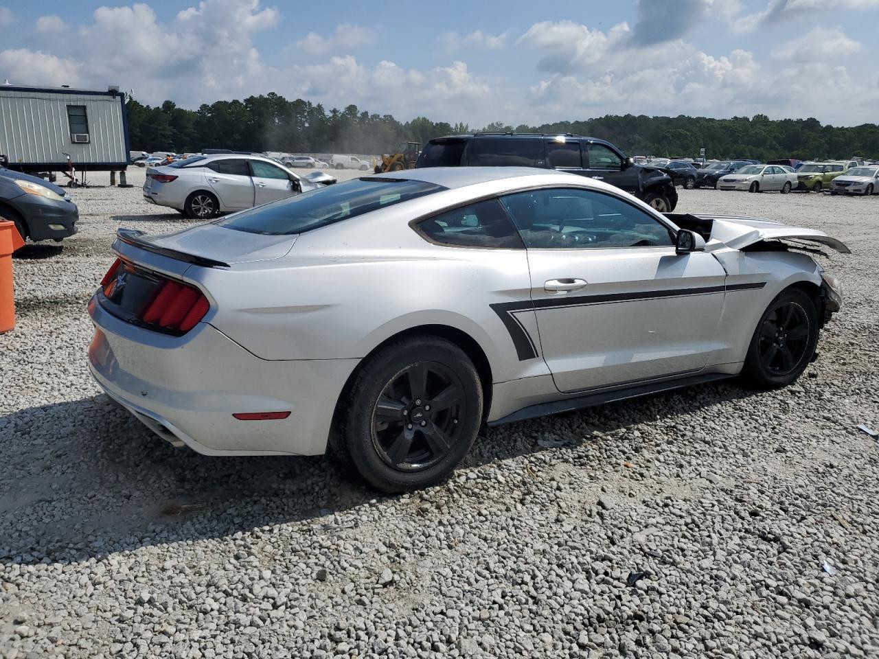 2016 Ford Mustang - Фото 3