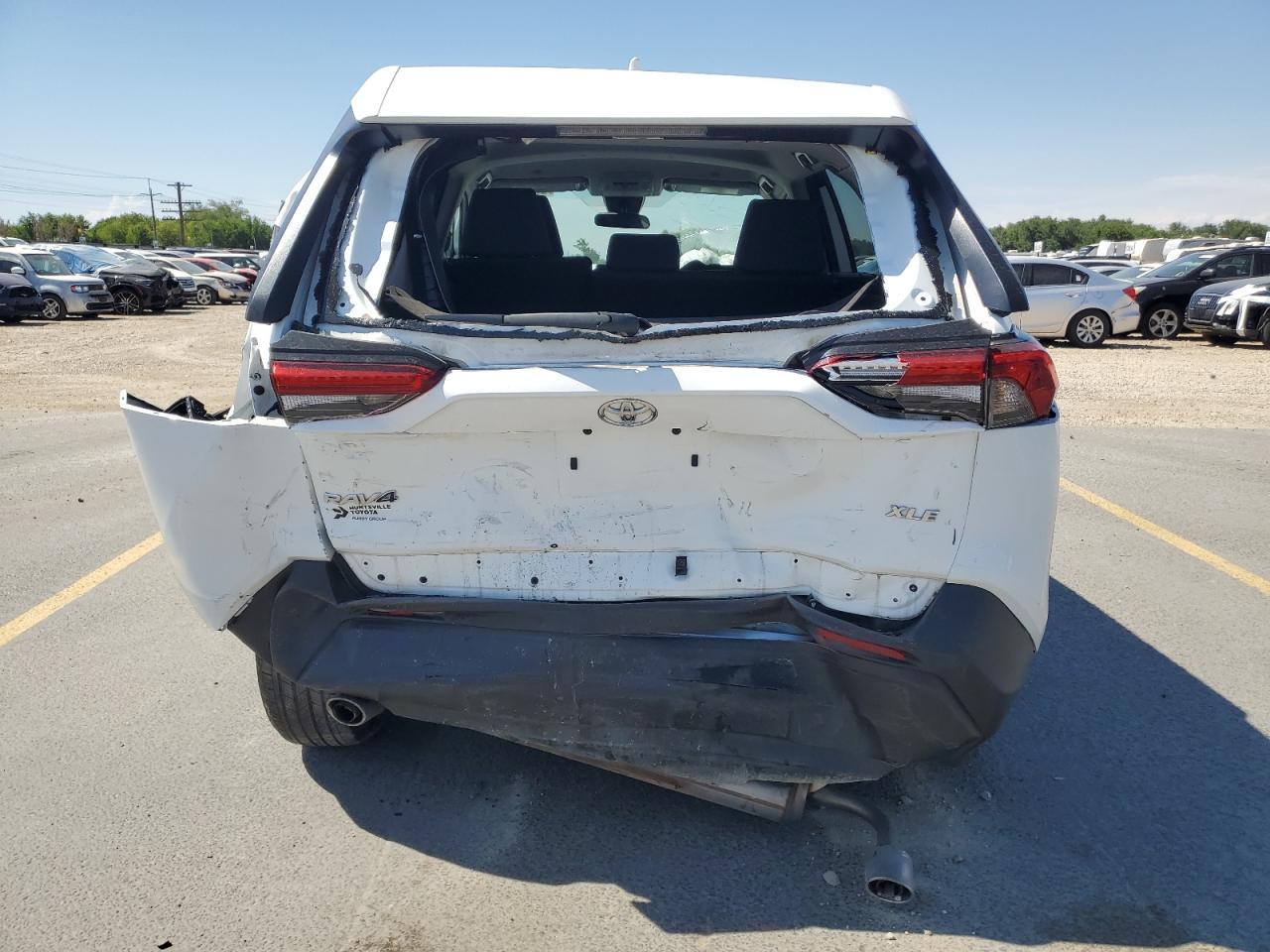 2023 Toyota Rav4 Xle - Image 6