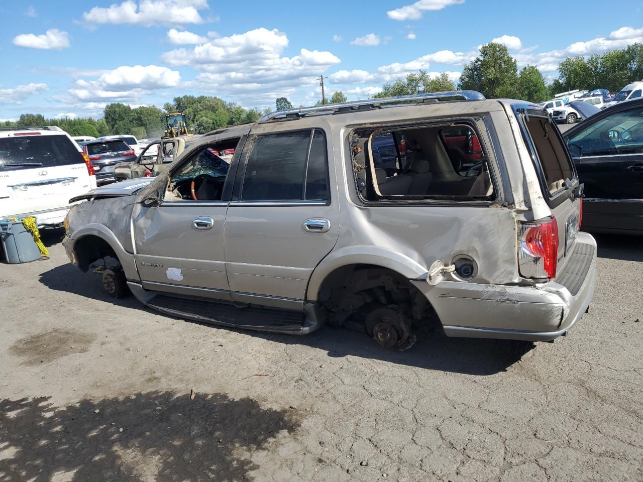 2001 Lincoln Navigator - Фото 2