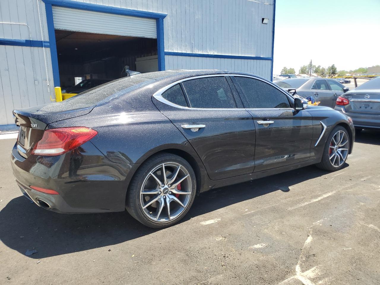 2021 Genesis G70 - Фото 3