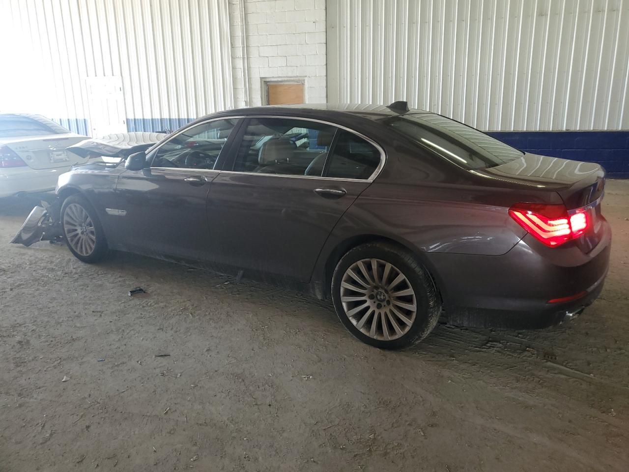 2014 BMW 740 Li - Фото 2