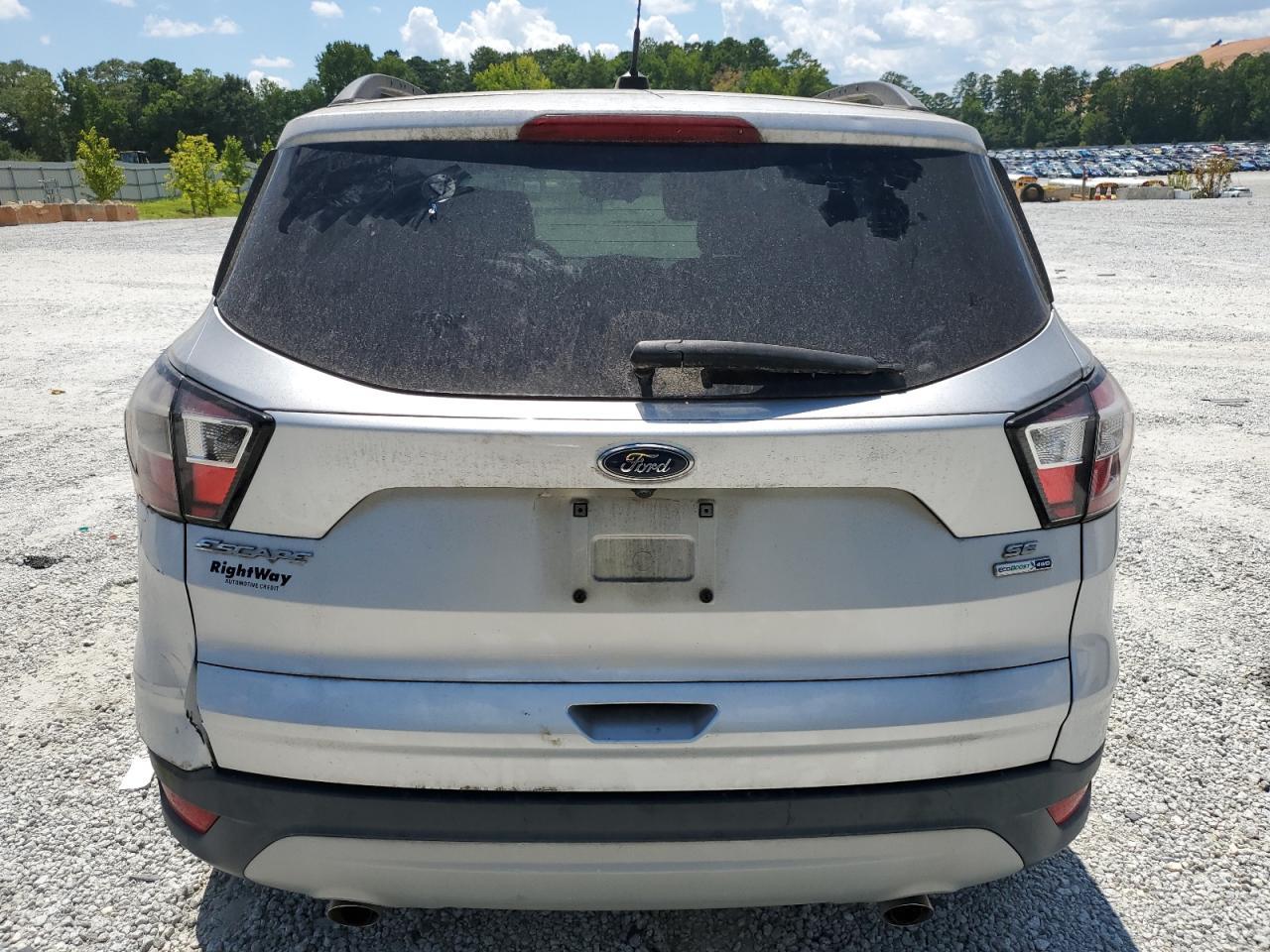 2018 Ford Escape Se - Фото 6