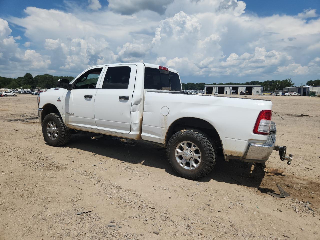 2021 Ram 2500 Tradesman - Фото 2