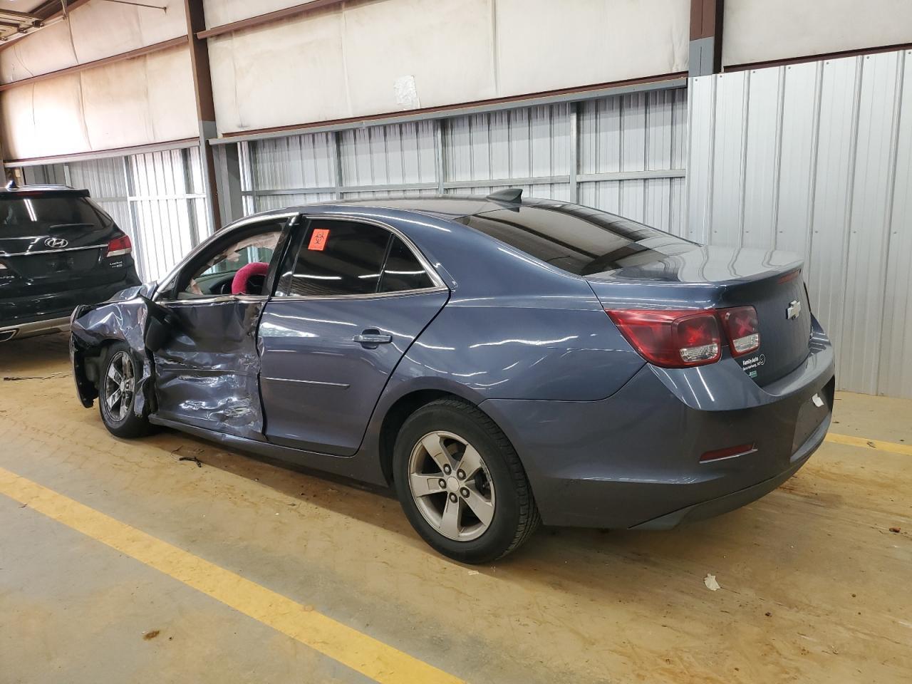 2015 Chevrolet Malibu Ls - Фото 2