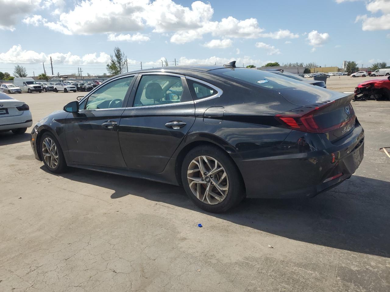 2021 Hyundai Sonata Sel - Фото 2