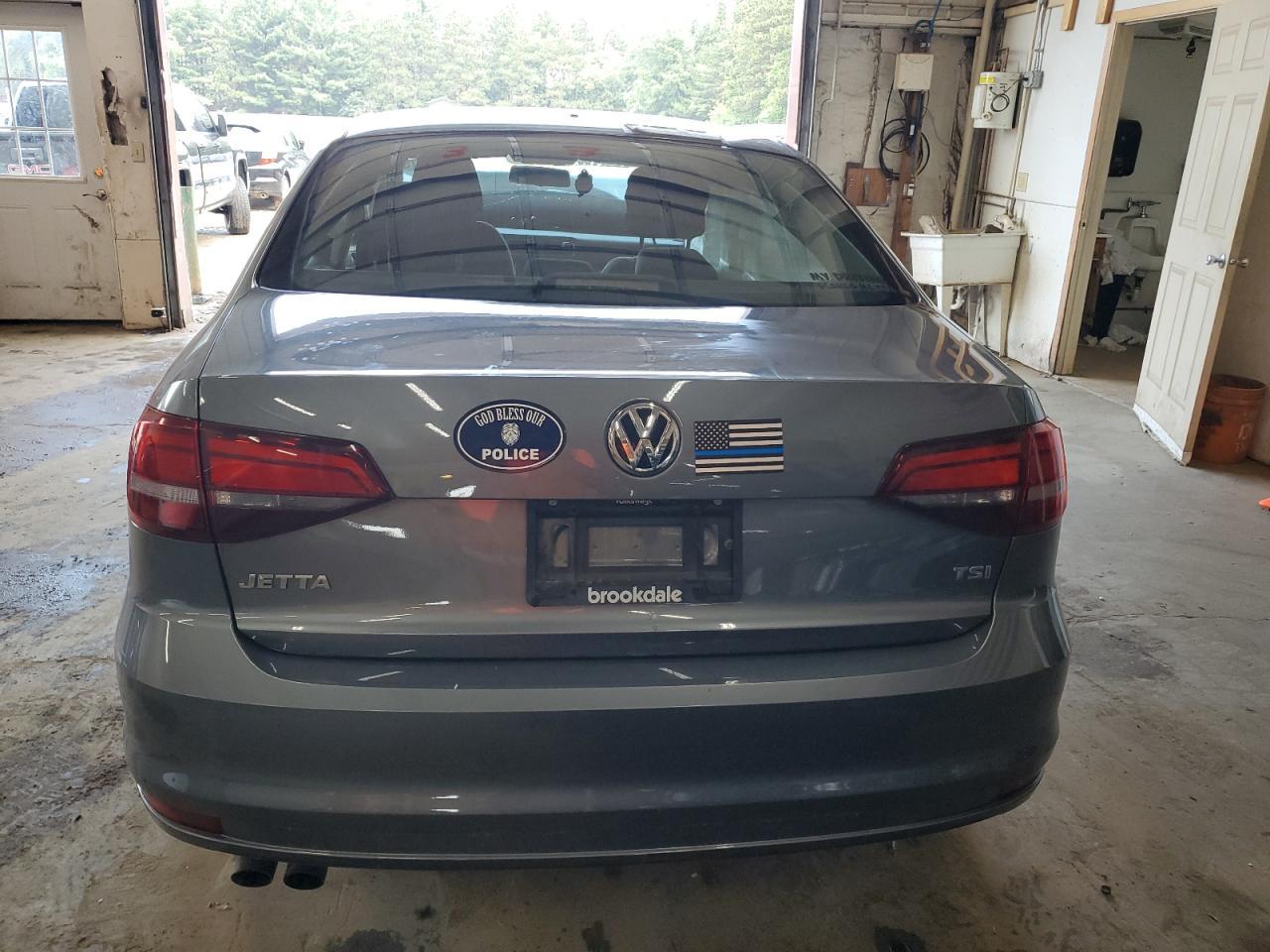 2017 Volkswagen Jetta S - Фото 6