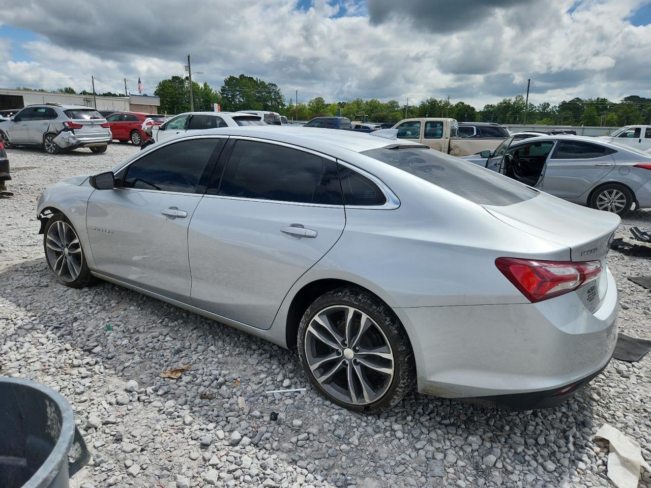 2021 Chevrolet Malibu Lt - Фото 2