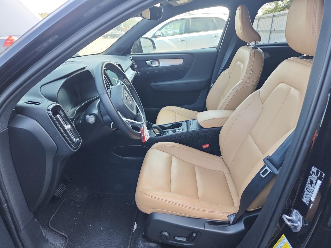 2019 Volvo Xc40 T5 Momentum - Фото 7