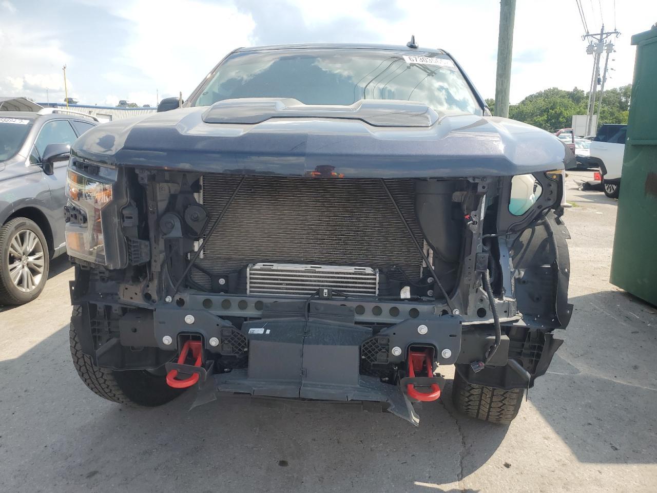 2023 Chevrolet Silverado K1500 Trail Boss Custom - Image 5