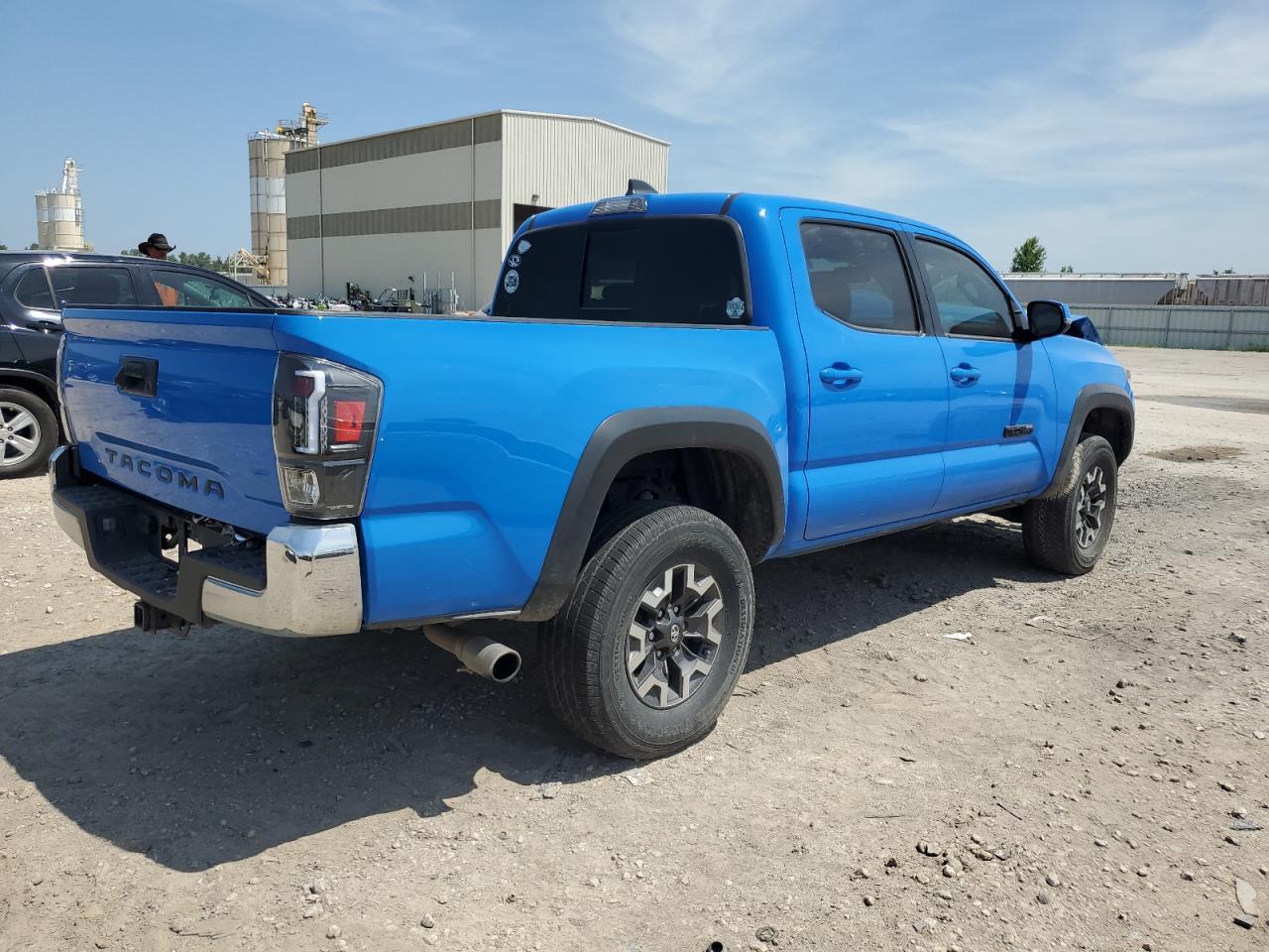 2021 Toyota Tacoma Double Cab - Image 3