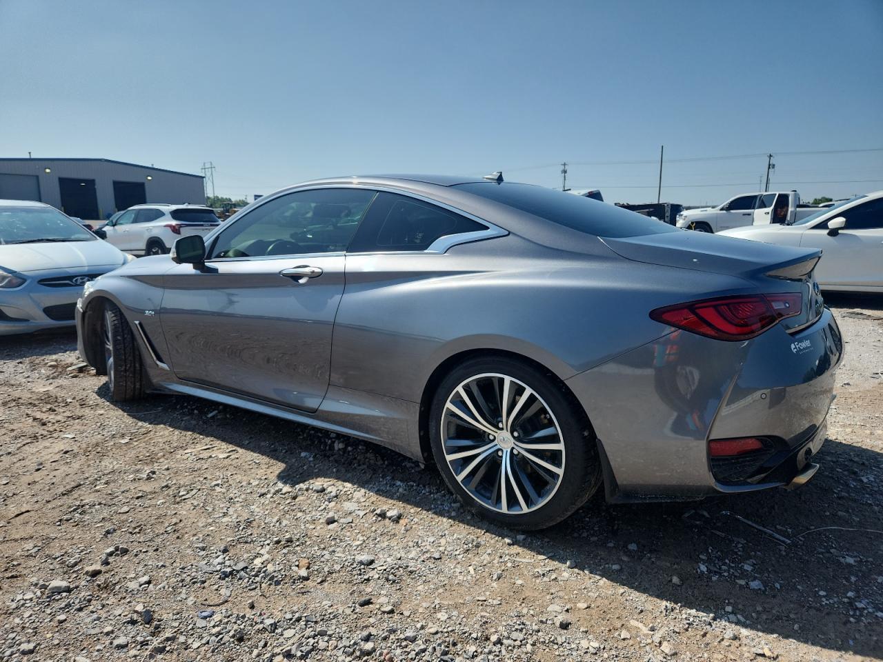 2018 Infiniti Q60 Luxe 300 - Фото 2