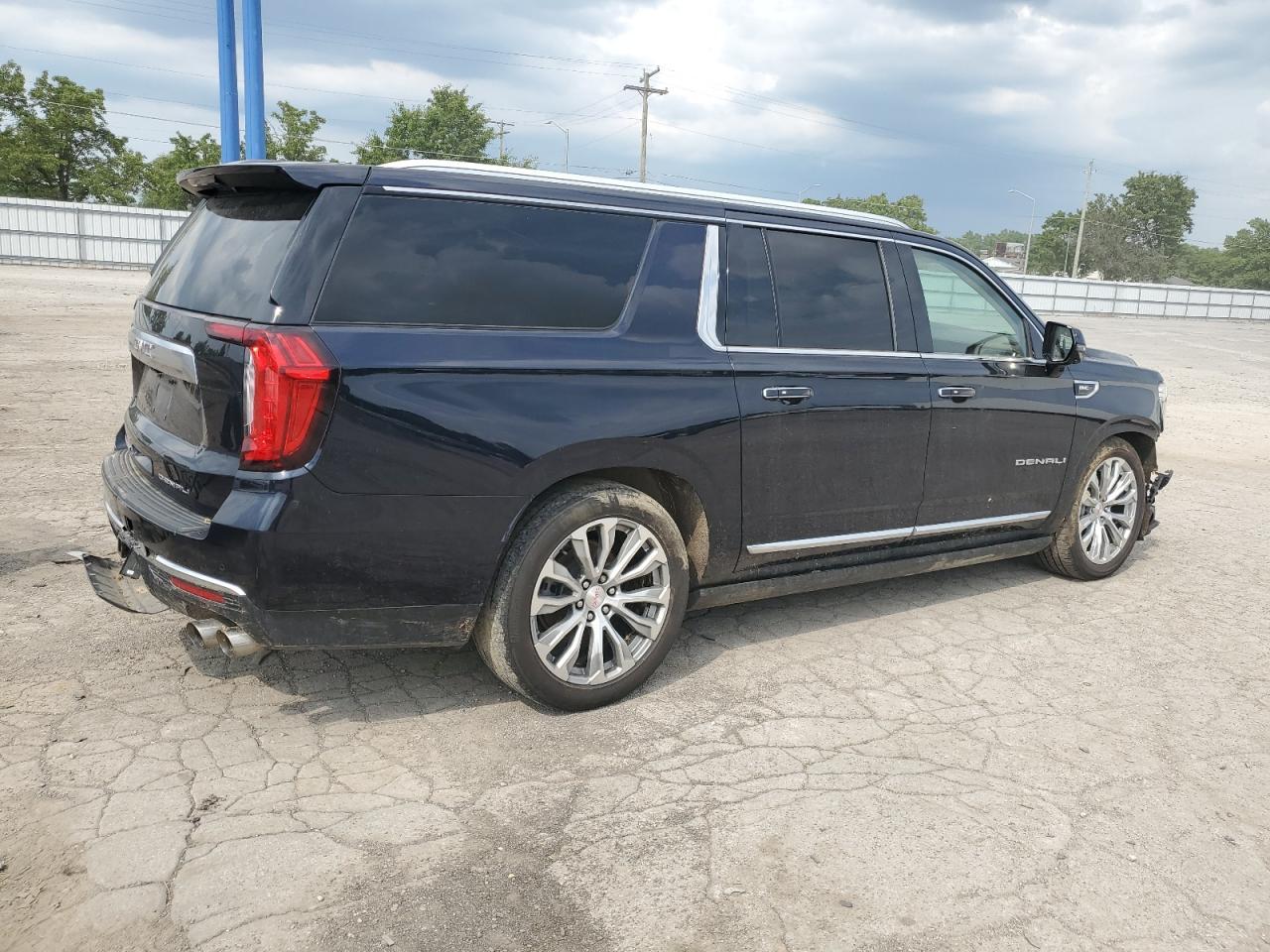 2021 GMC Yukon Xl Denali - Фото 3