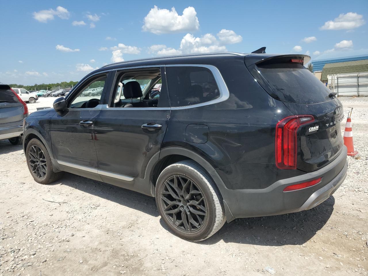 2022 Kia Telluride S - Фото 2