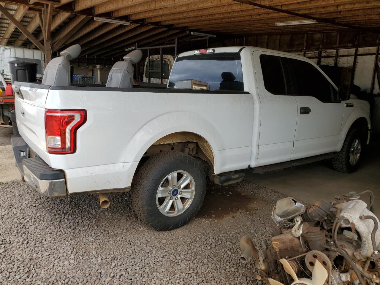 2017 Ford F150 Super Cab - Фото 3