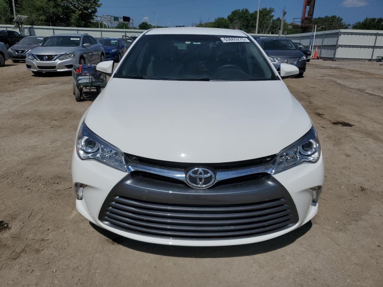 2017 Toyota Camry Le - Image 5