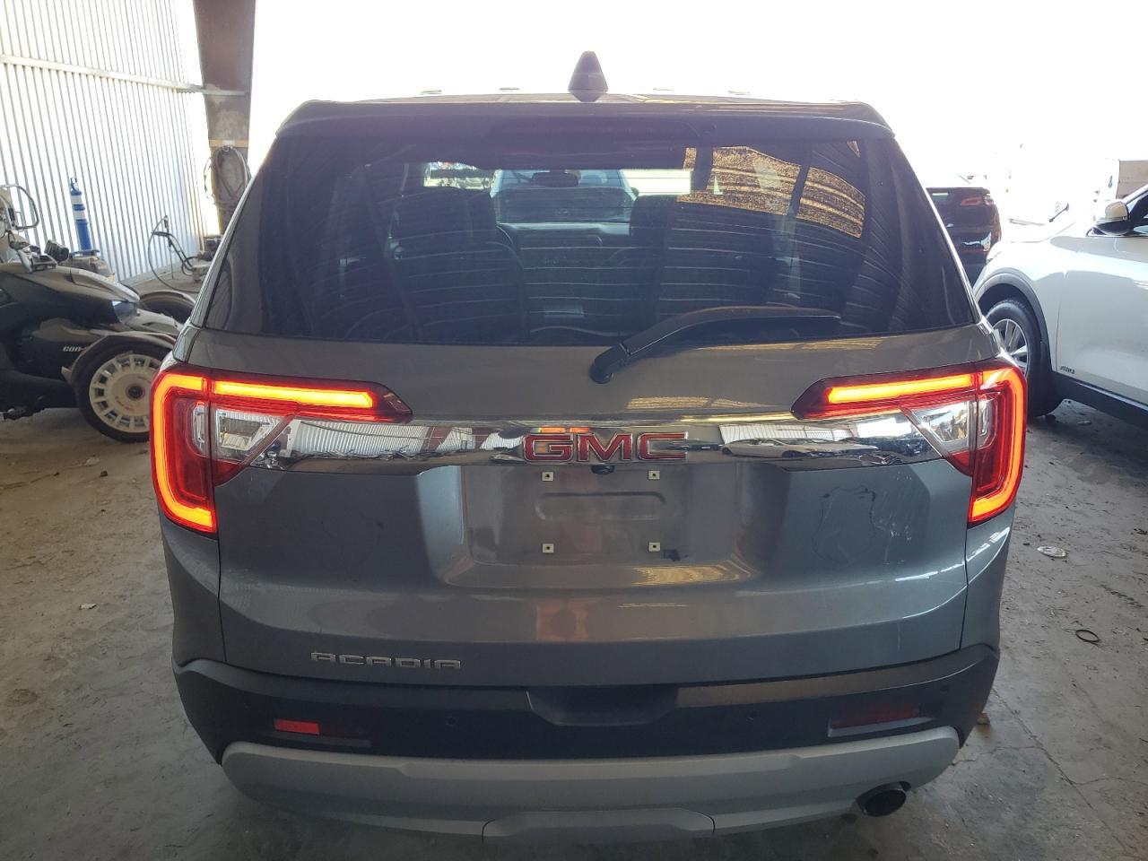 2020 GMC Acadia Sle - Image 6