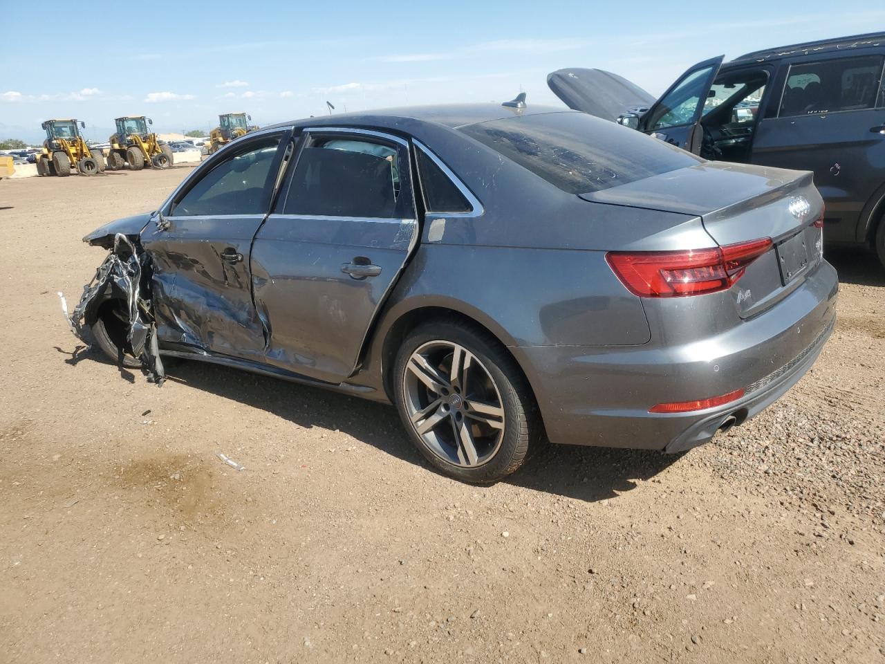 2017 Audi A4 Premium Plus - Фото 2