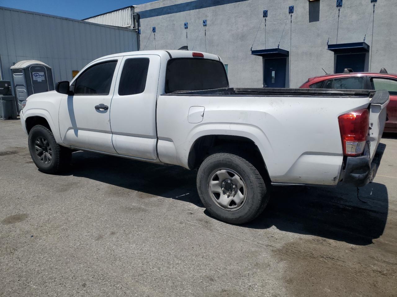 2019 Toyota Tacoma Access Cab - Фото 2