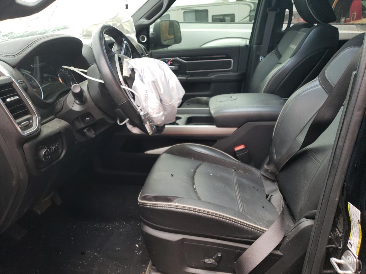 2020 Ram 3500 Laramie - Фото 7