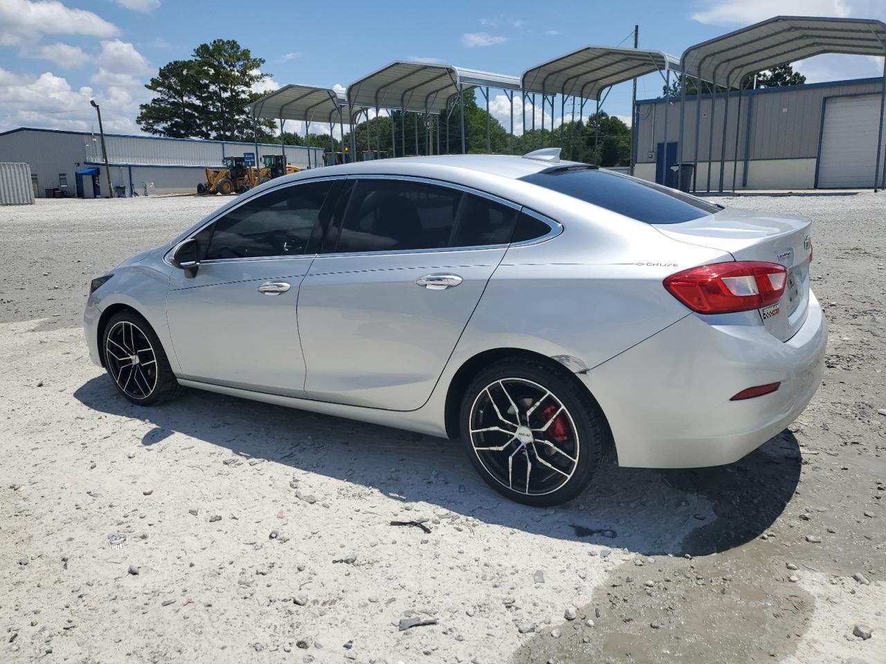 2016 Chevrolet Cruze Premier - Фото 2