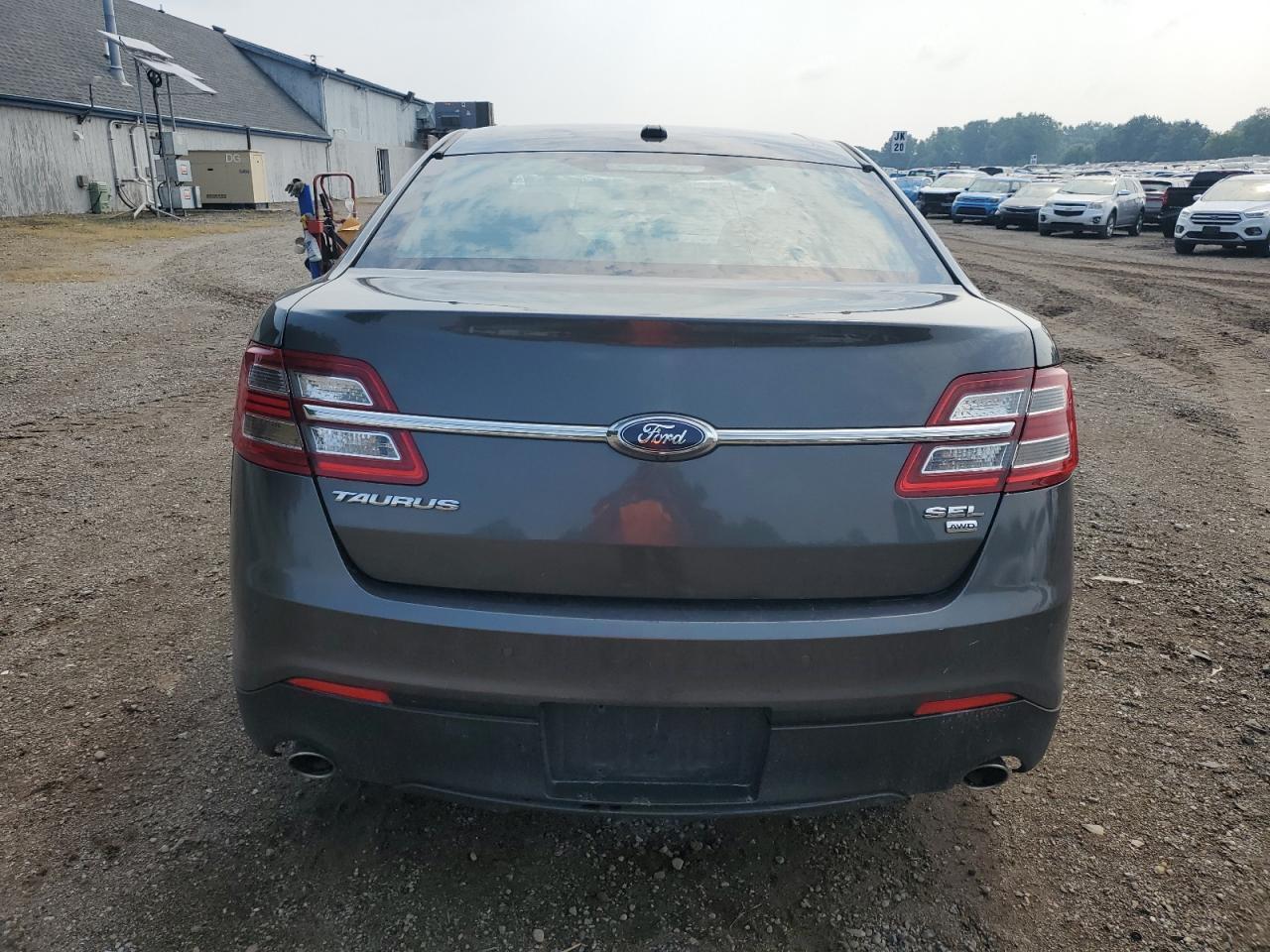 2016 Ford Taurus Sel - Фото 6