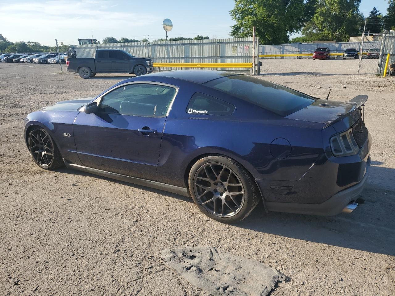2011 Ford Mustang Gt - Фото 2