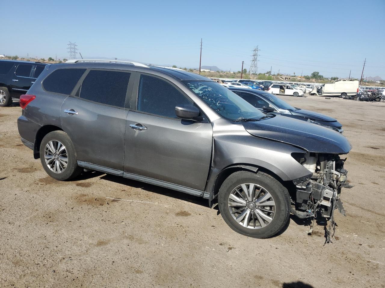 2018 Nissan Pathfinder S - Фото 4