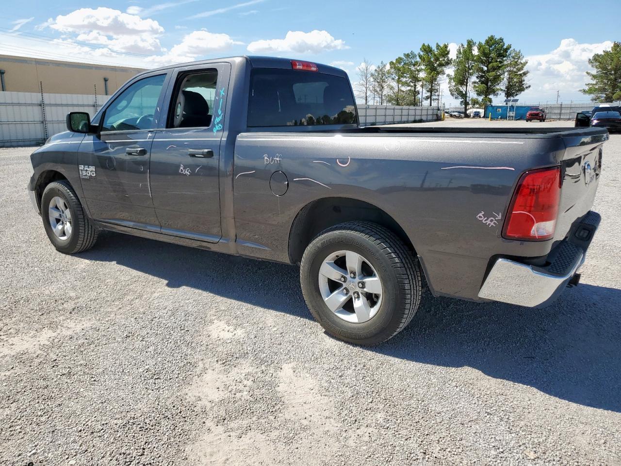 2019 Ram 1500 Classic Tradesman - Фото 2