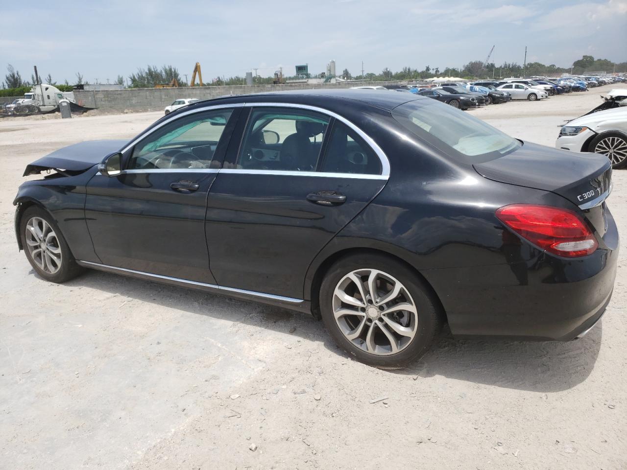 2016 Mercedes-Benz C 300 - Фото 2