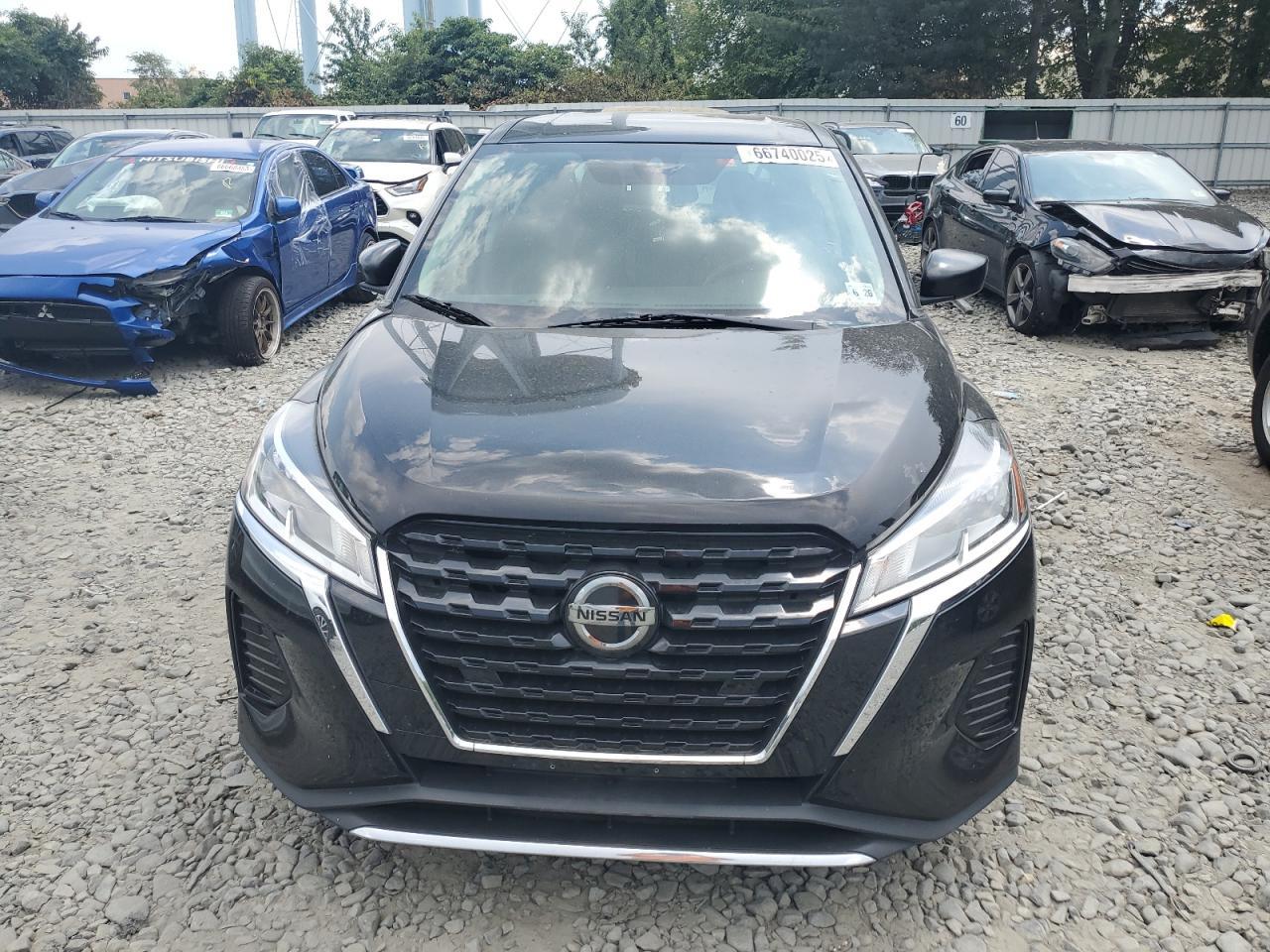 2021 Nissan Kicks S - Image 5