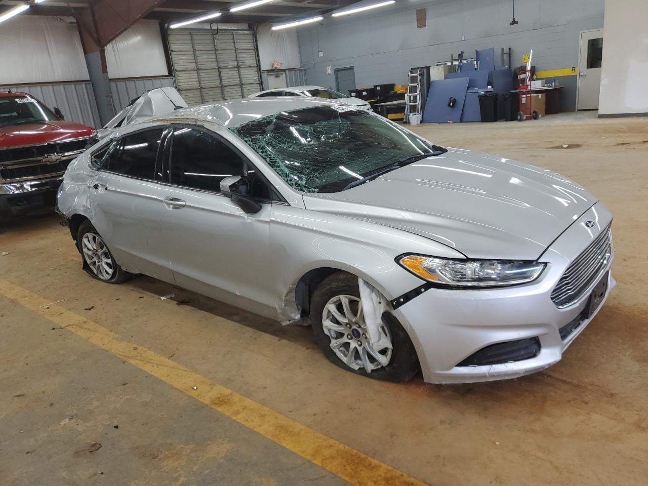 2016 Ford Fusion S - Фото 4