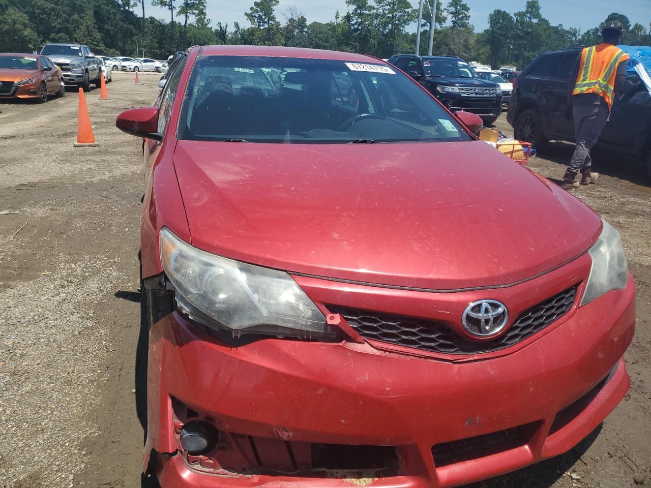 2014 Toyota Camry L - Image 5