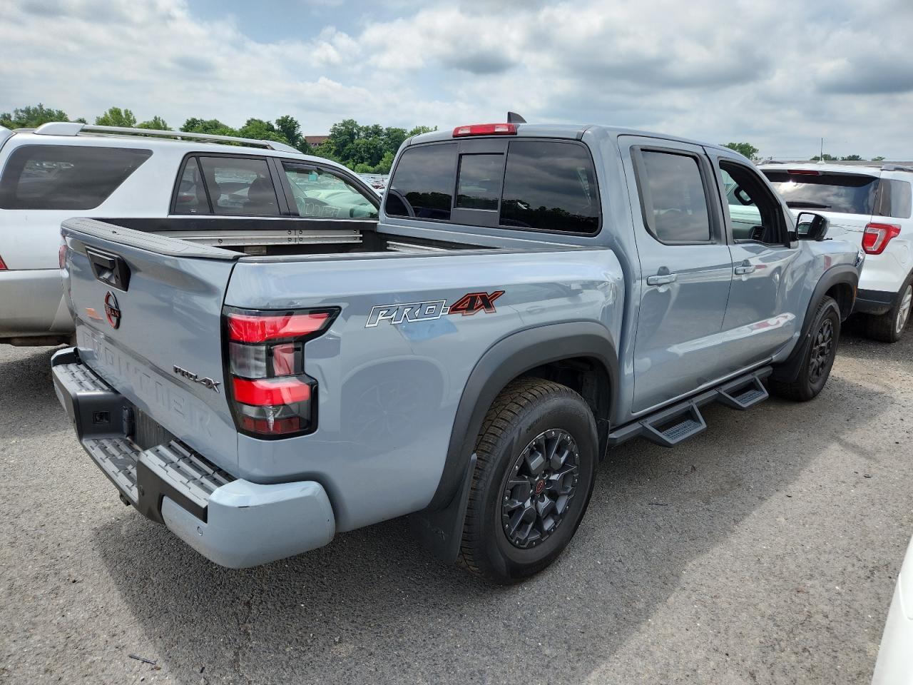 2022 Nissan Frontier S - Image 3