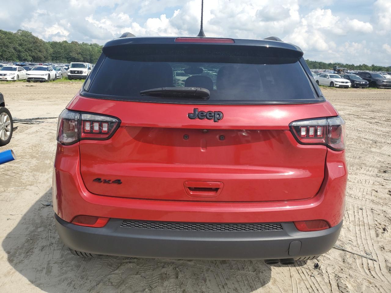 2021 Jeep Compass Latitude - Фото 6