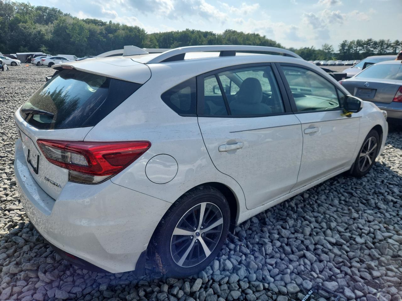 2021 Subaru Impreza Premium - Image 3