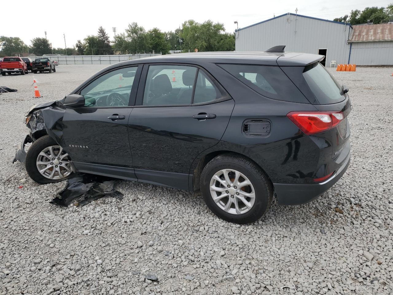 2018 Chevrolet Equinox Ls - Image 2