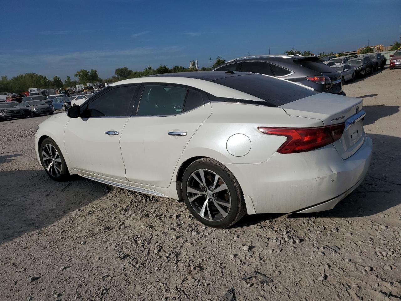 2016 Nissan Maxima 3.5S - Image 2