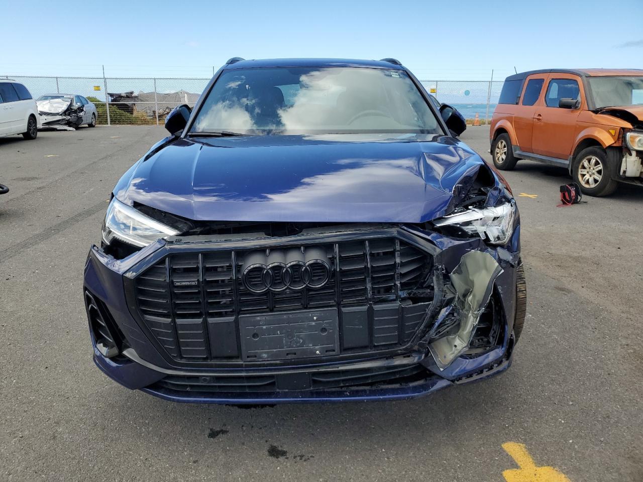 2022 Audi Q3 Premium Plus S Line 45 - Фото 5