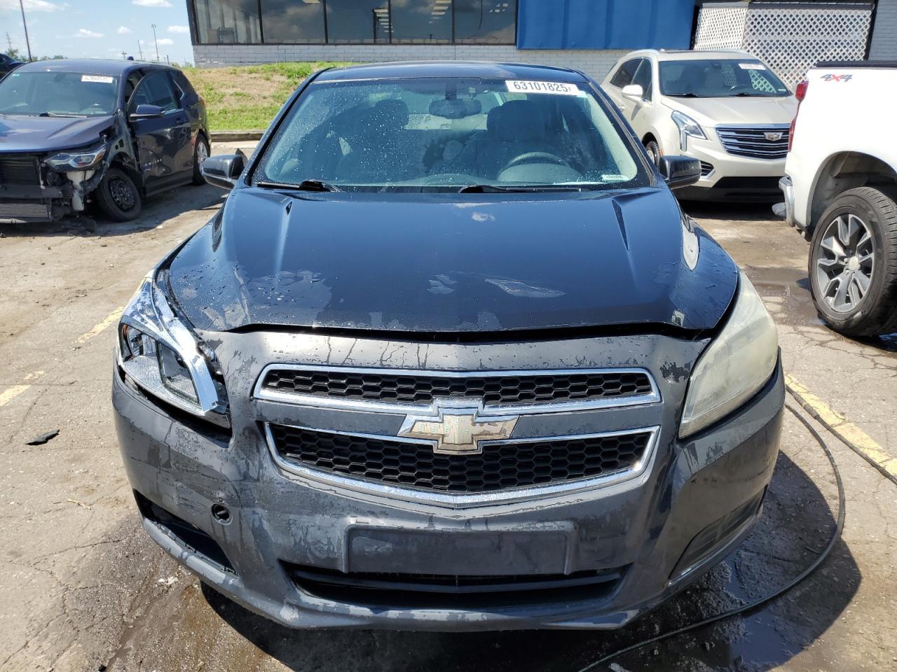 2013 Chevrolet Malibu Ls - Image 5