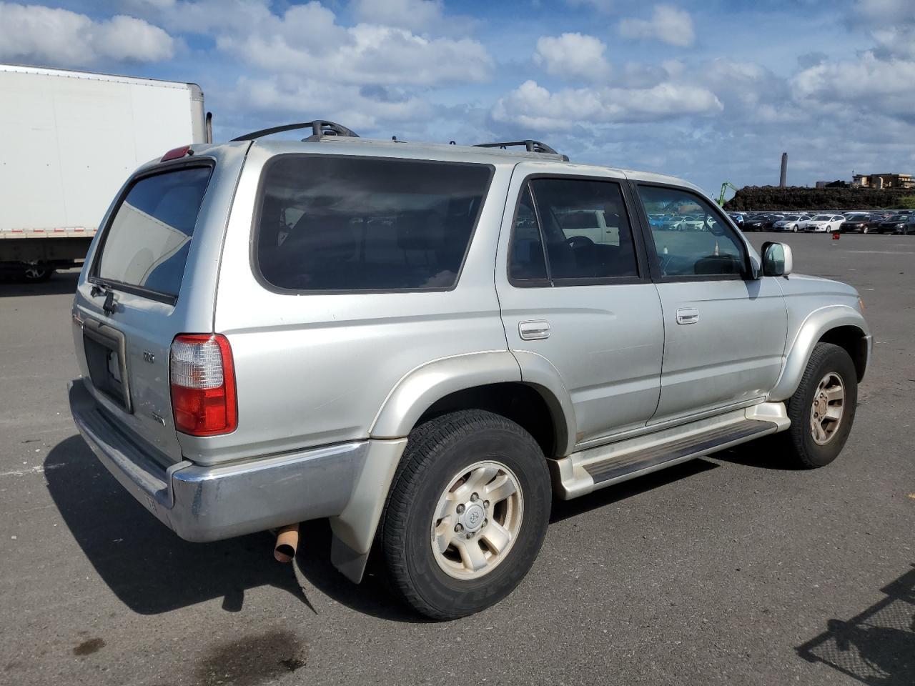 2000 Toyota 4Runner Sr5 - Image 3