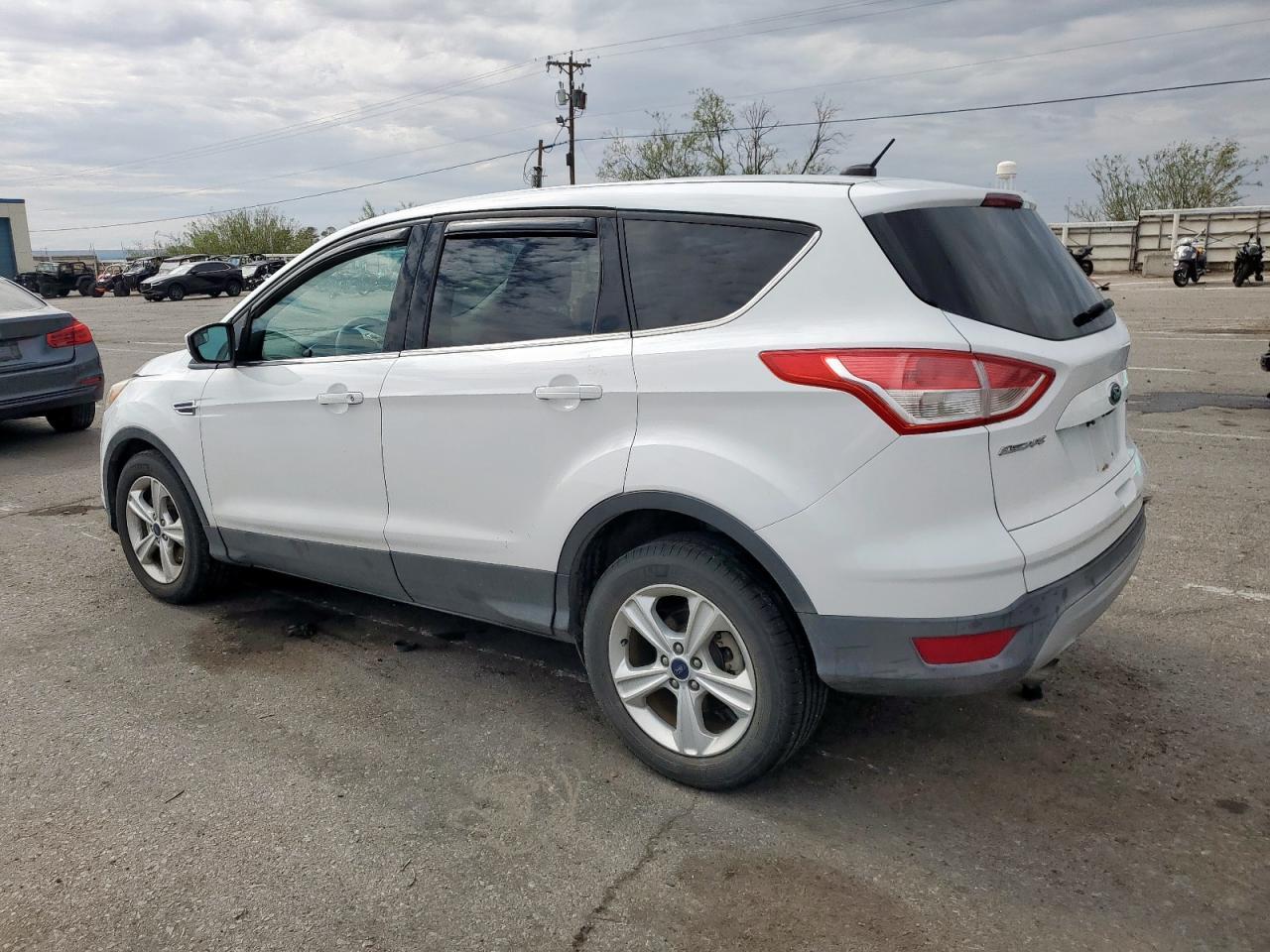 2015 Ford Escape Se - Image 2
