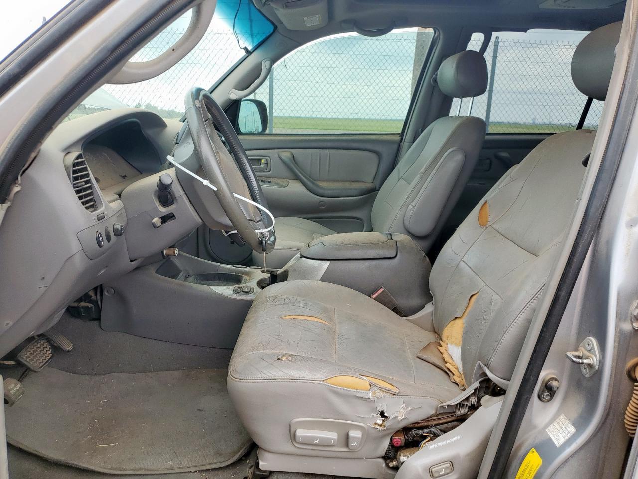 2002 Toyota Sequoia Limited - Фото 7