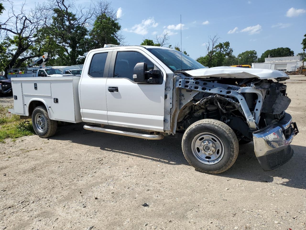 2020 Ford F250 Super Duty - Image 4