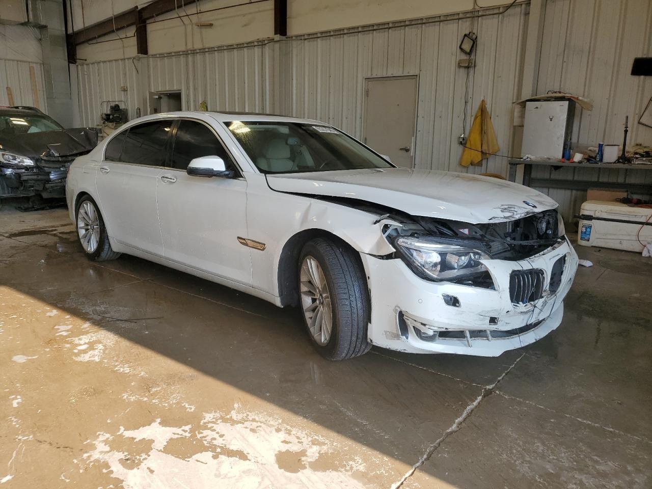 2013 BMW 750 Lxi - Фото 4