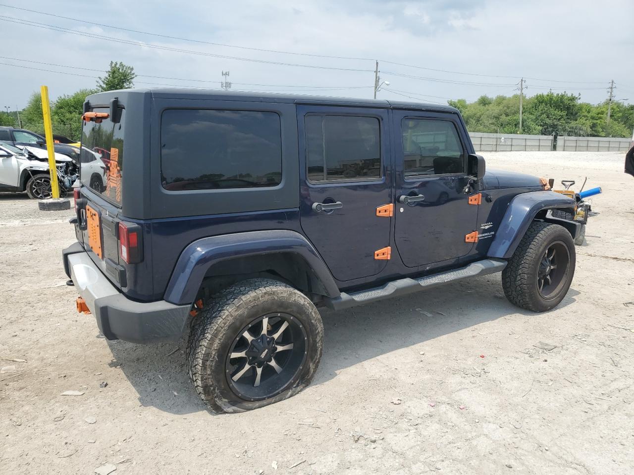 2013 Jeep Wrangler Unlimited Sahara - Фото 3