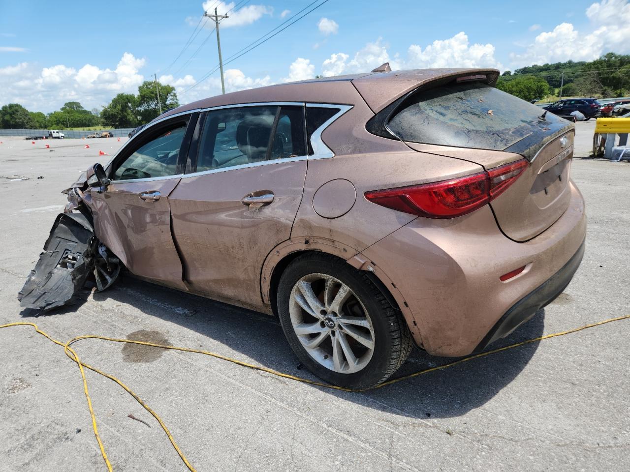 2018 Infiniti Qx30 Base - Image 2