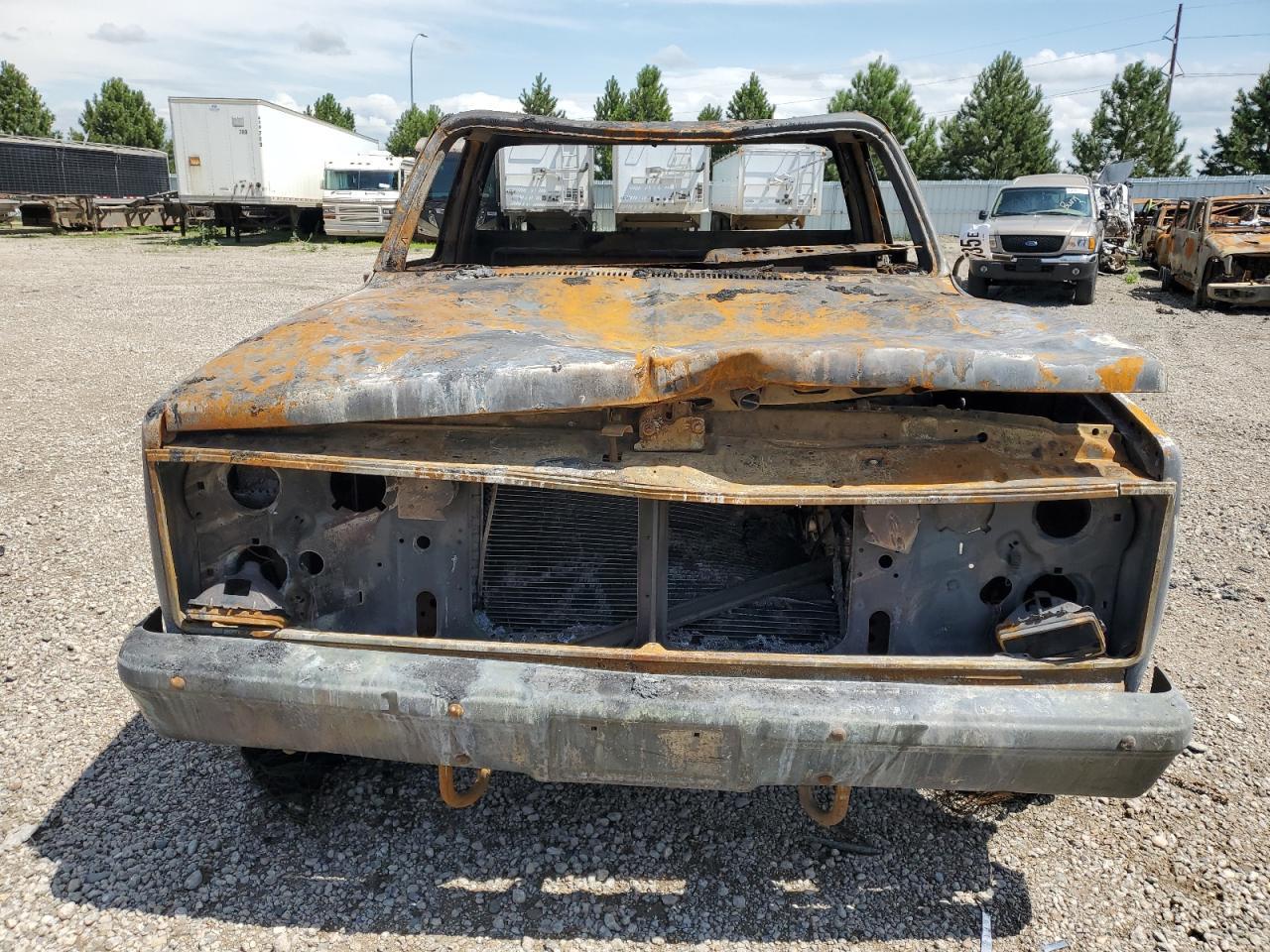 1987 Chevrolet V10 - Image 5