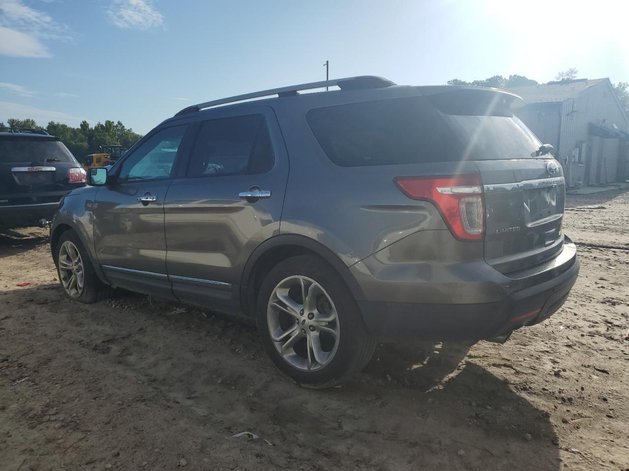 2012 Ford Explorer Limited - Image 2