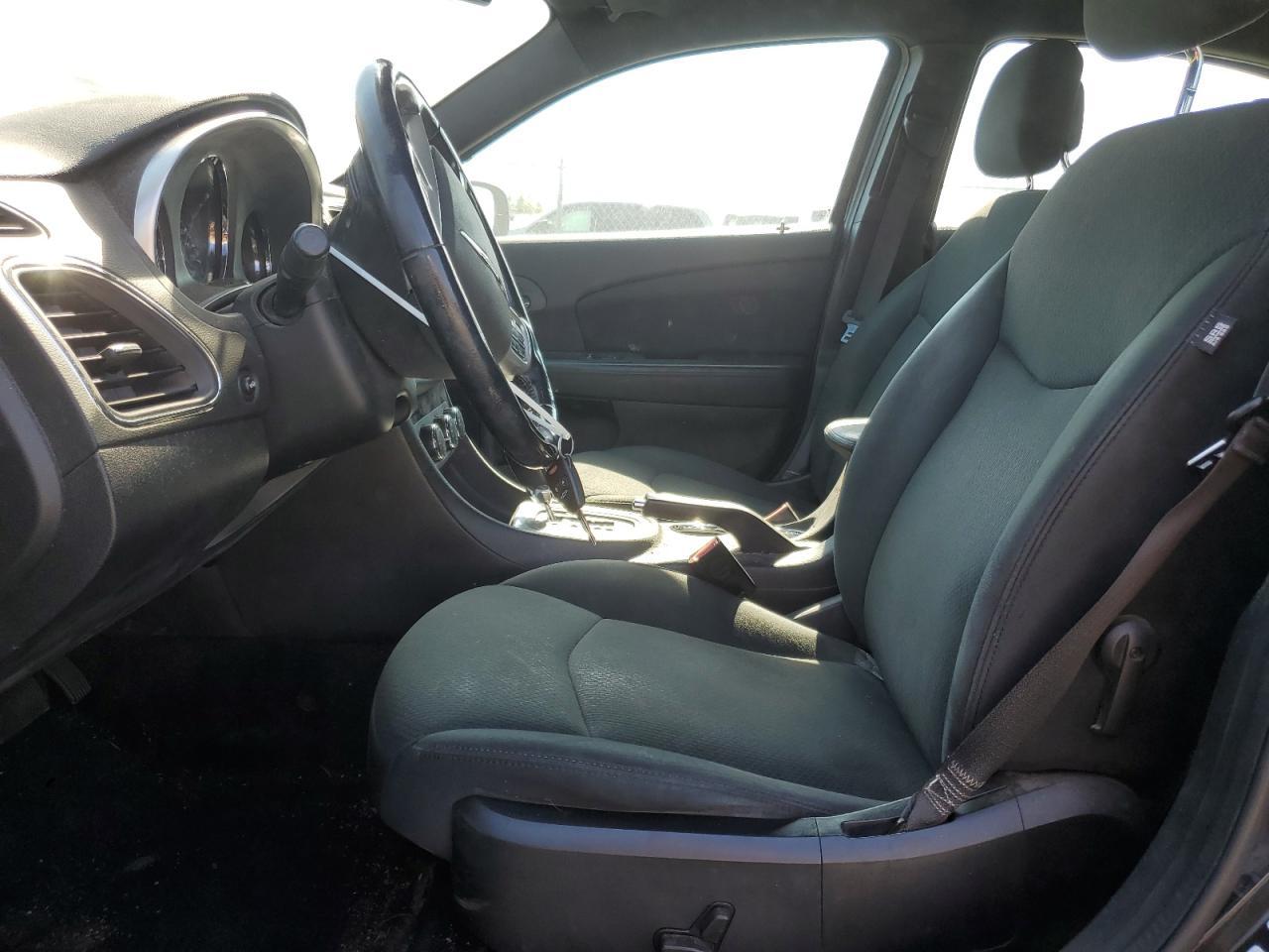 2012 Chrysler 200 Touring - Фото 7